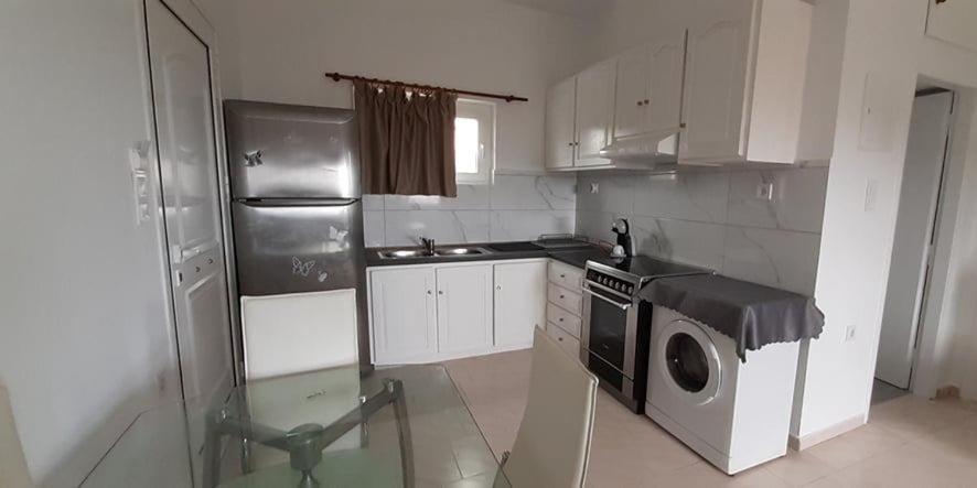 Thea Apartment Агия-Марина Экстерьер фото