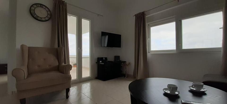 Thea Apartment Агия-Марина Экстерьер фото